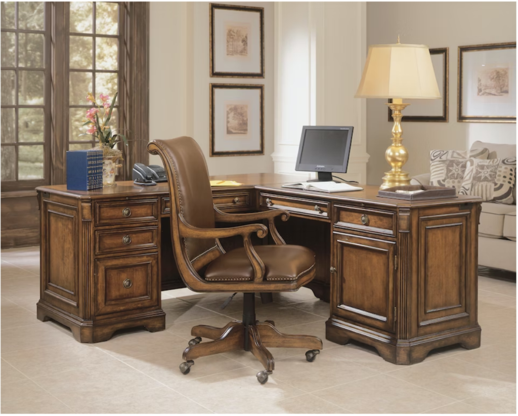 Maximizing Productivity with the Right Executive Desk Design